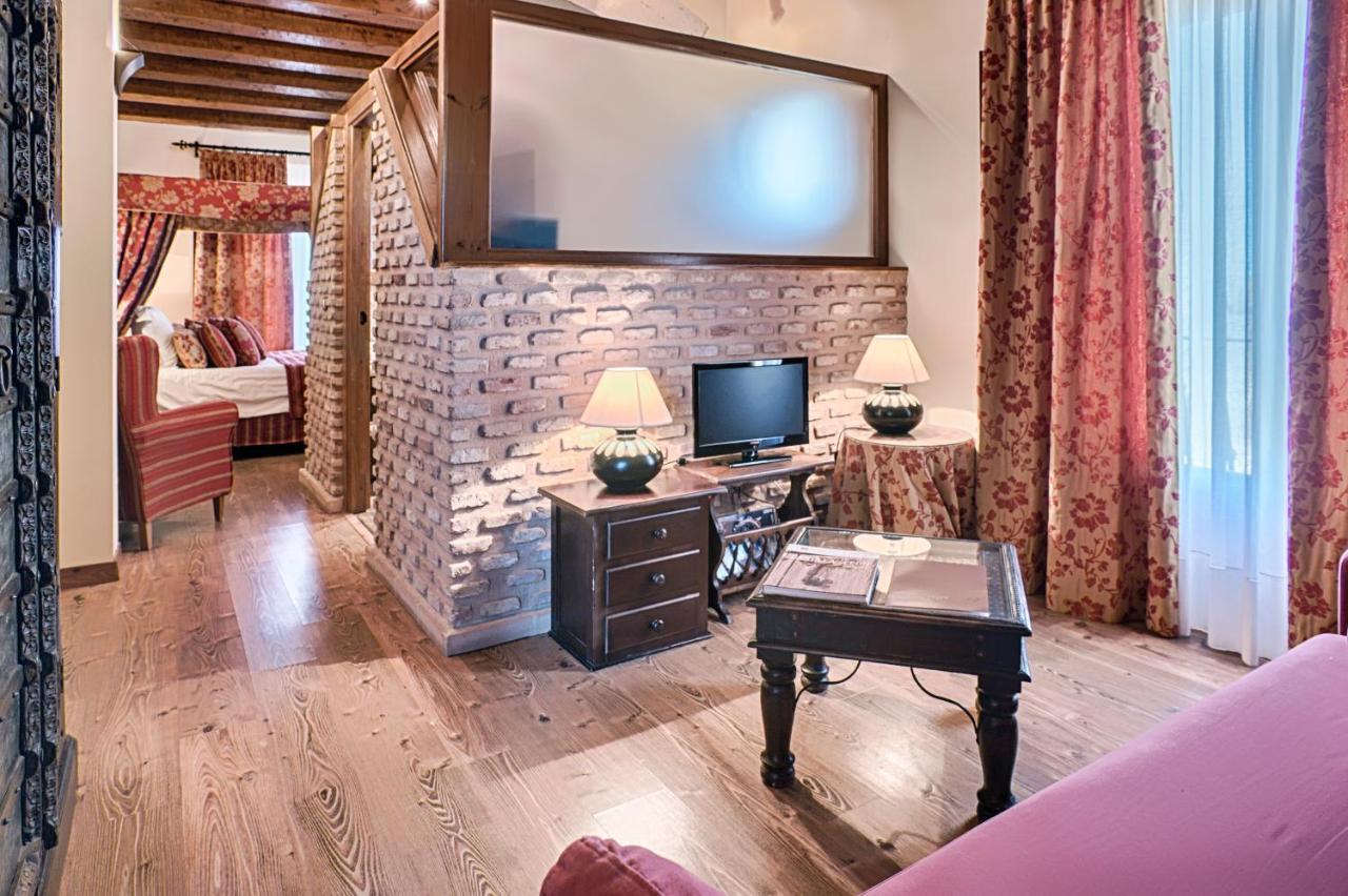 ホテル Ibersol La Casona De Andrea ティエドラ エクステリア 写真